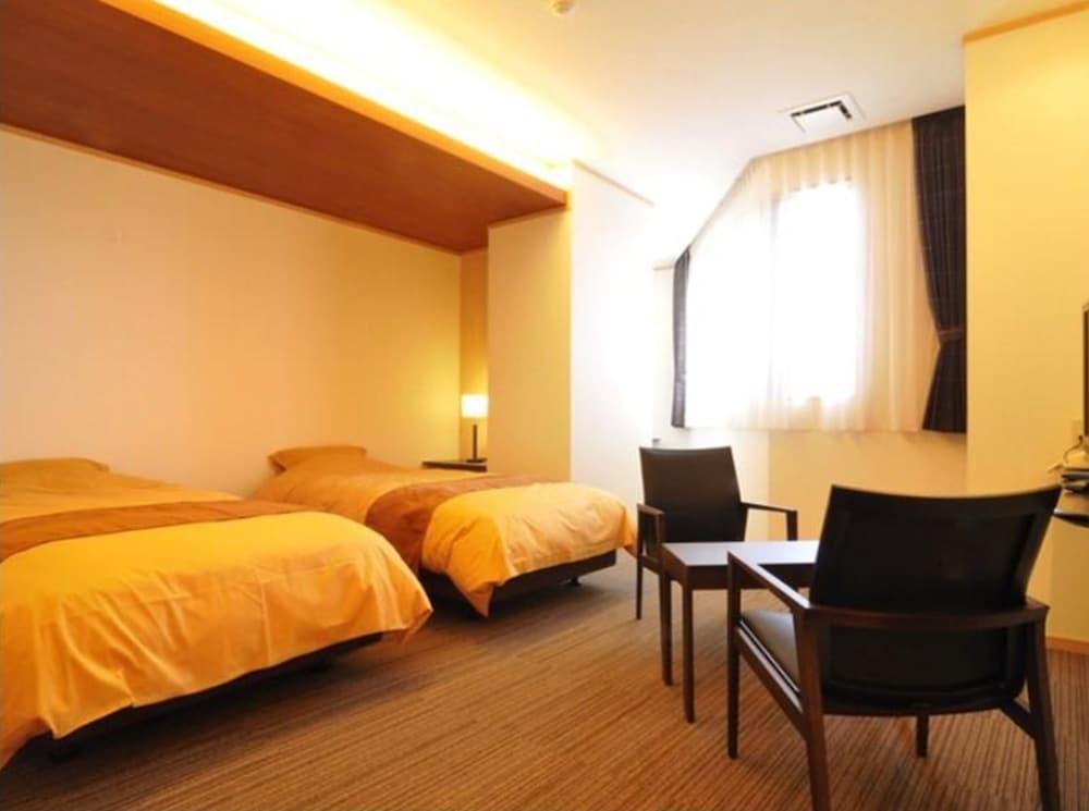 Hotel Shiroyama Yugawara Zewnętrze zdjęcie